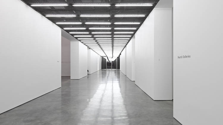 White Cube – Art Gallery